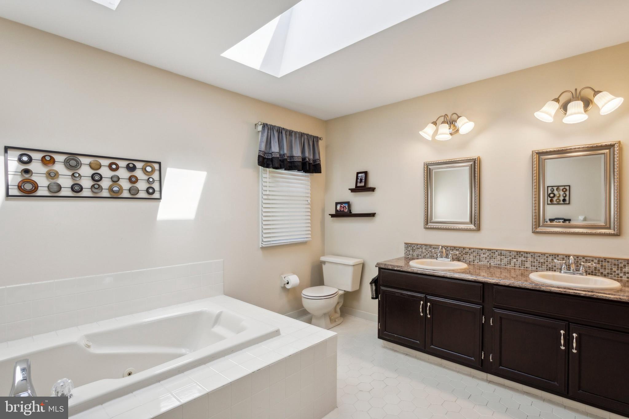 54 Wendee Way Sewell, NJ 08080 - Photo 20 of 28