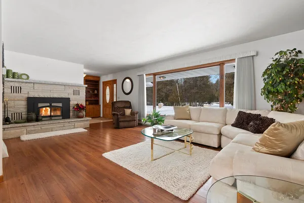 $575,000 | N7256 M-35 Highway, Stephenson, MI 49887