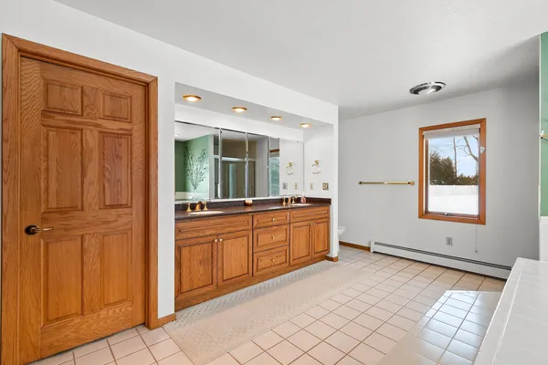 $575,000 | N7256 M-35 Highway, Stephenson, MI 49887