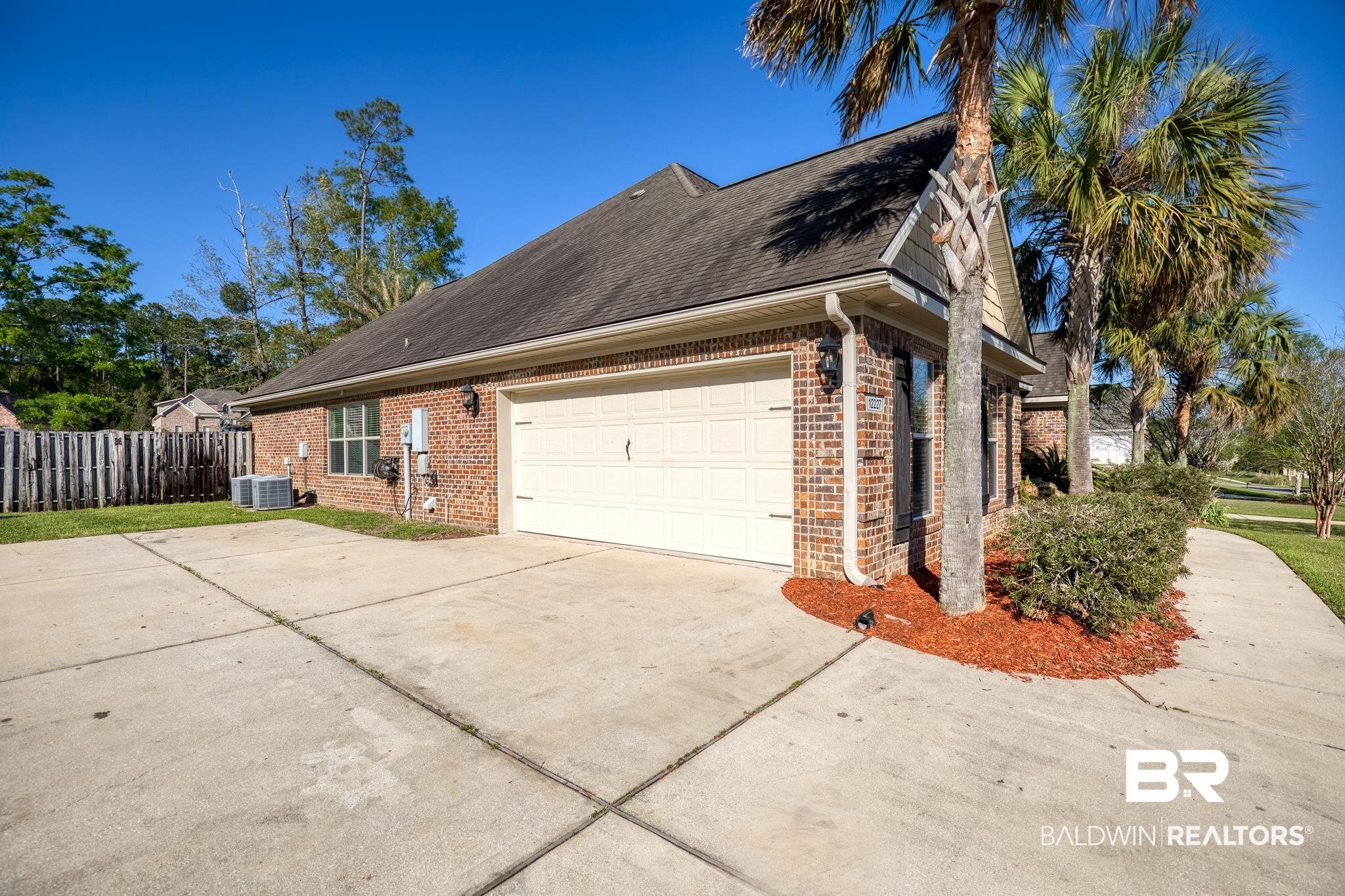 12227 Cambron Trail Spanish Fort, AL 36527 - Photo 4 of 50