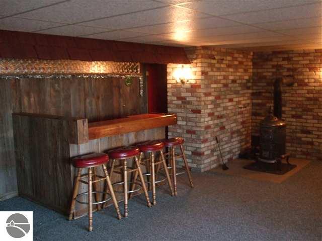 7331 Deepwater Point Road Williamsburg, MI 49690 - Photo 8 of 19 1735137-7.JPG