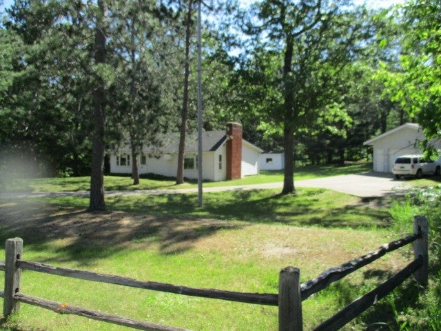 108 North St Helen Road St. Helen, MI 48656 - Photo 5 of 31 Gallery Image 5
