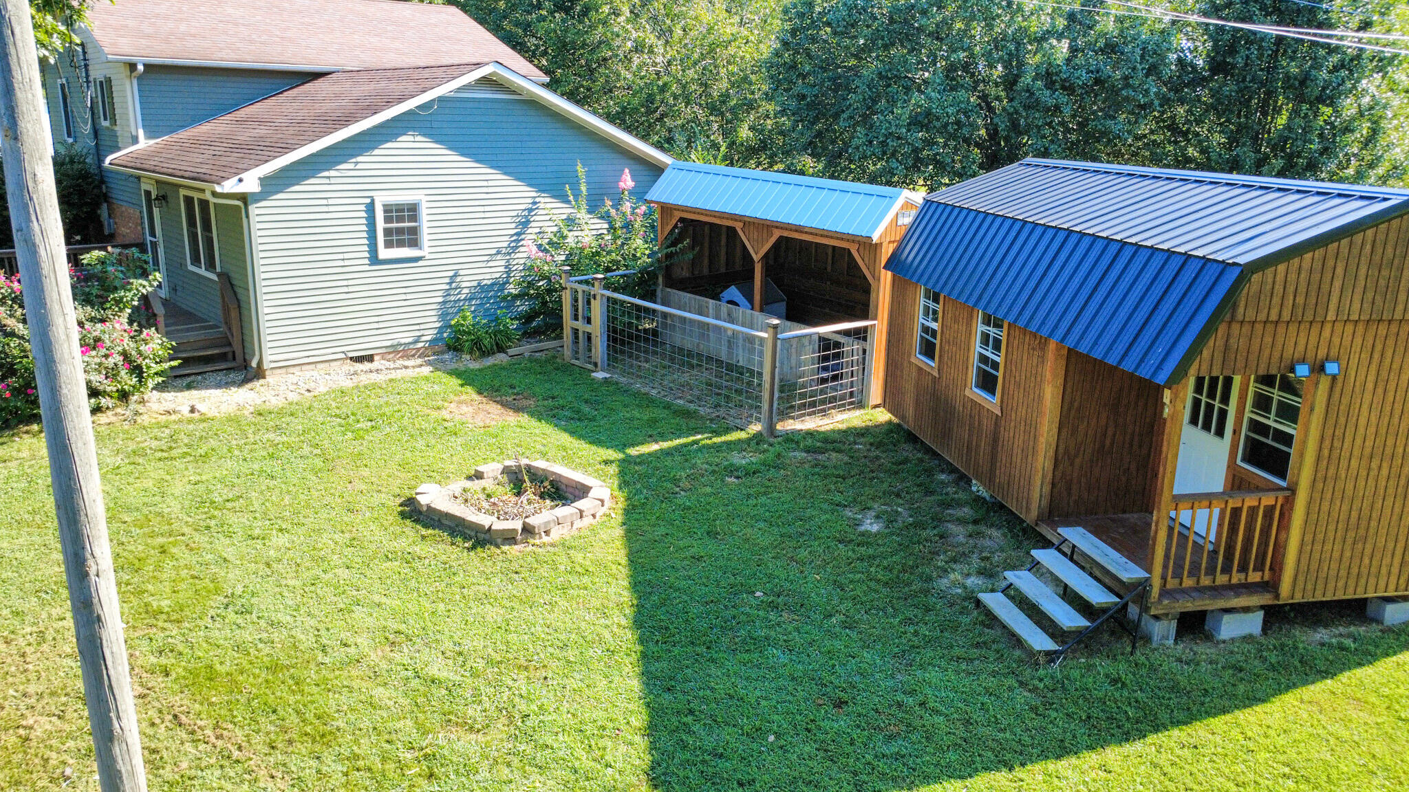 211 L L Hancock Road Columbia, KY 42728 - Photo 6 of 73 Storage shed