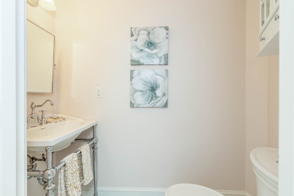 9 Constellation Wharf, Unit 9 Boston, MA 02129 - Photo 13 of 42