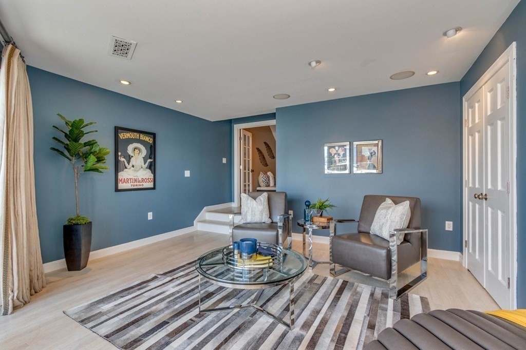 9 Constellation Wharf, Unit 9 Boston, MA 02129 - Photo 17 of 42