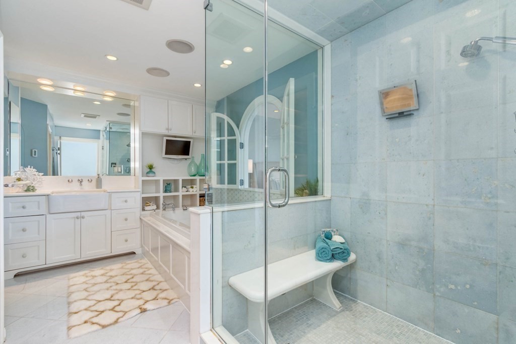 9 Constellation Wharf, Unit 9 Boston, MA 02129 - Photo 22 of 42