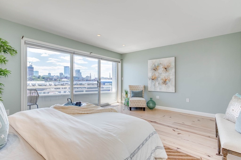 9 Constellation Wharf, Unit 9 Boston, MA 02129 - Photo 27 of 42