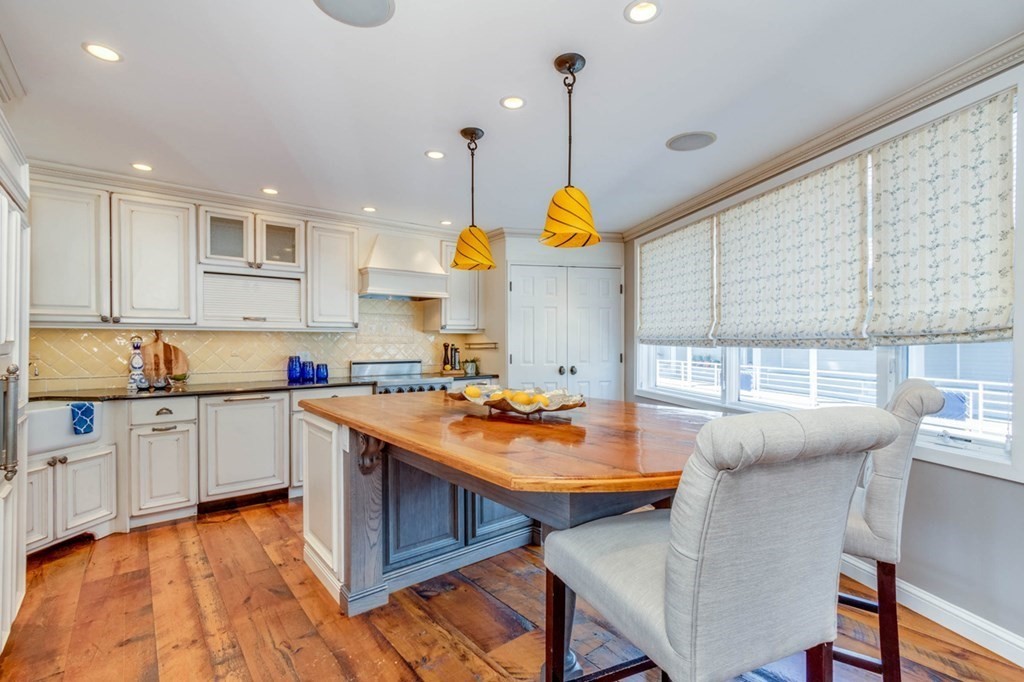 9 Constellation Wharf, Unit 9 Boston, MA 02129 - Photo 7 of 42