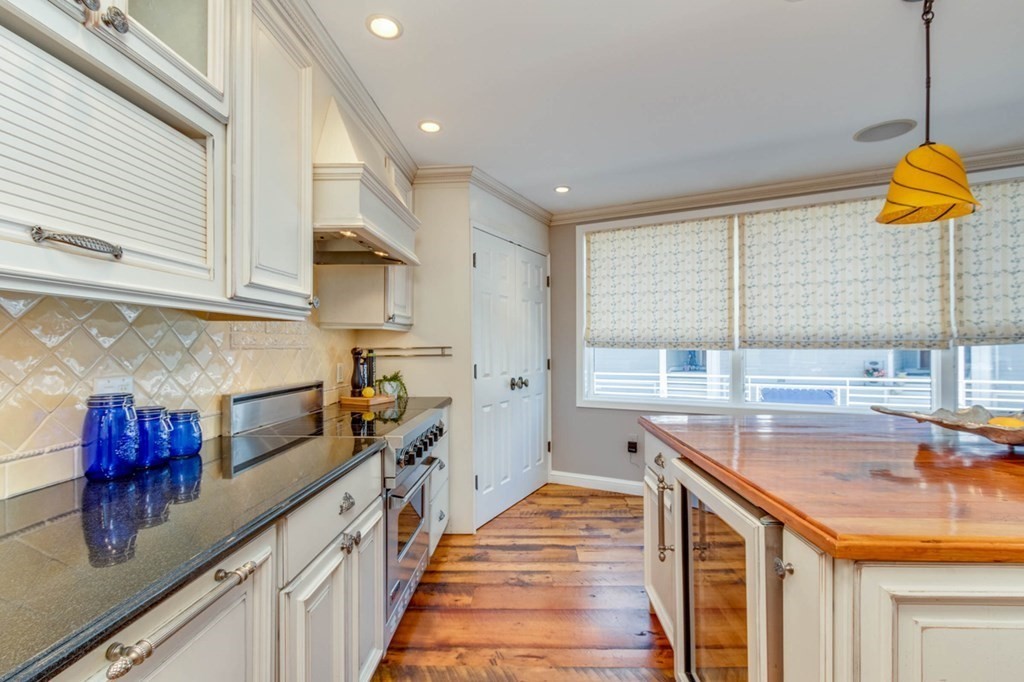 9 Constellation Wharf, Unit 9 Boston, MA 02129 - Photo 10 of 42