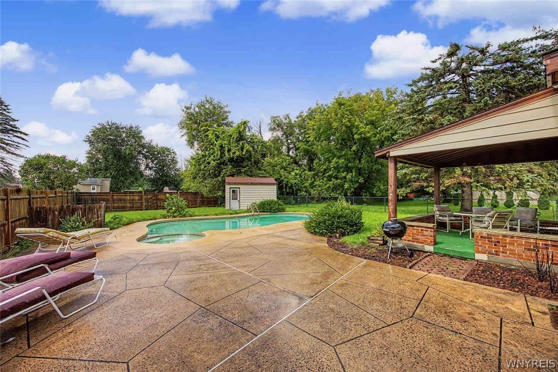2020 Tuscarora Road Niagara, NY 14304 - Photo 8 of 50 Gallery Image 8