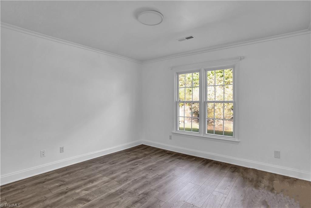 2104 Acorn Ridge Road Greensboro, NC 27407 - Photo 13 of 21 Gallery Image 13