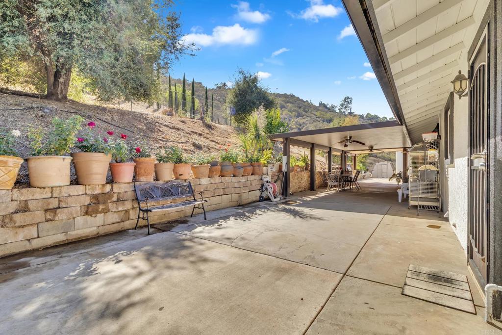 33922-24 Lilac Road Valley Center, CA 92082 - Photo 7 of 31 Gallery Image 7