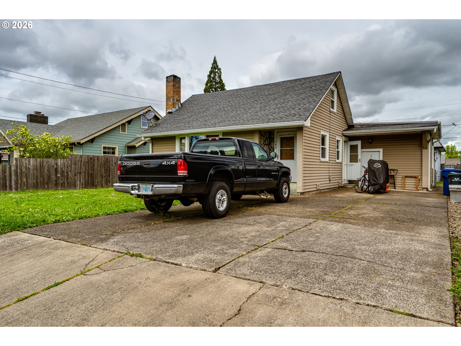 340 West M Street Springfield, OR 97477 - Photo 2 of 34