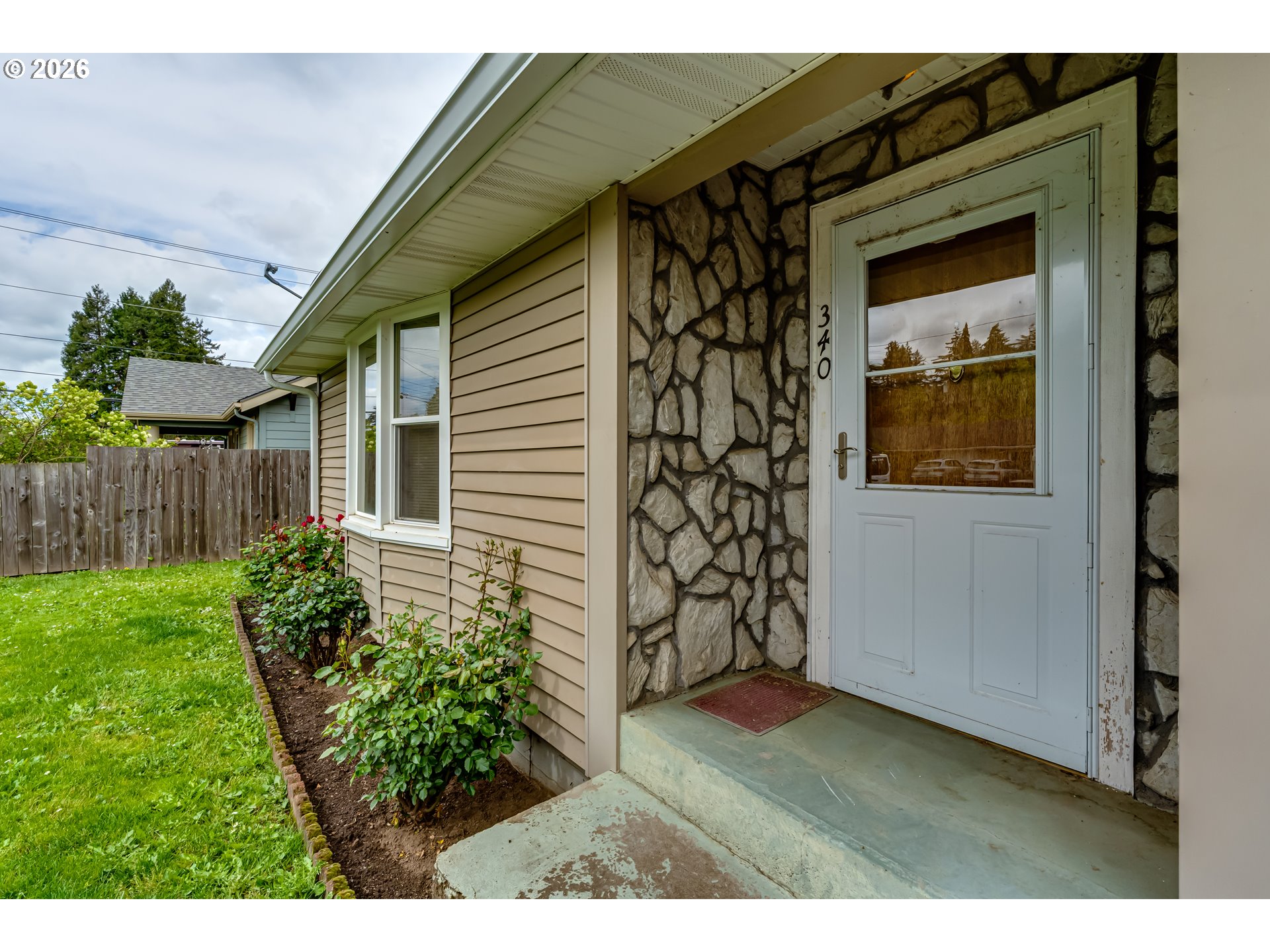 340 West M Street Springfield, OR 97477 - Photo 4 of 34