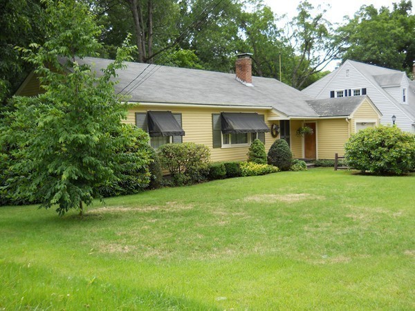 18 Stoneleigh Road Worcester, MA 01606 - Photo 11 of 16 Gallery Image 11