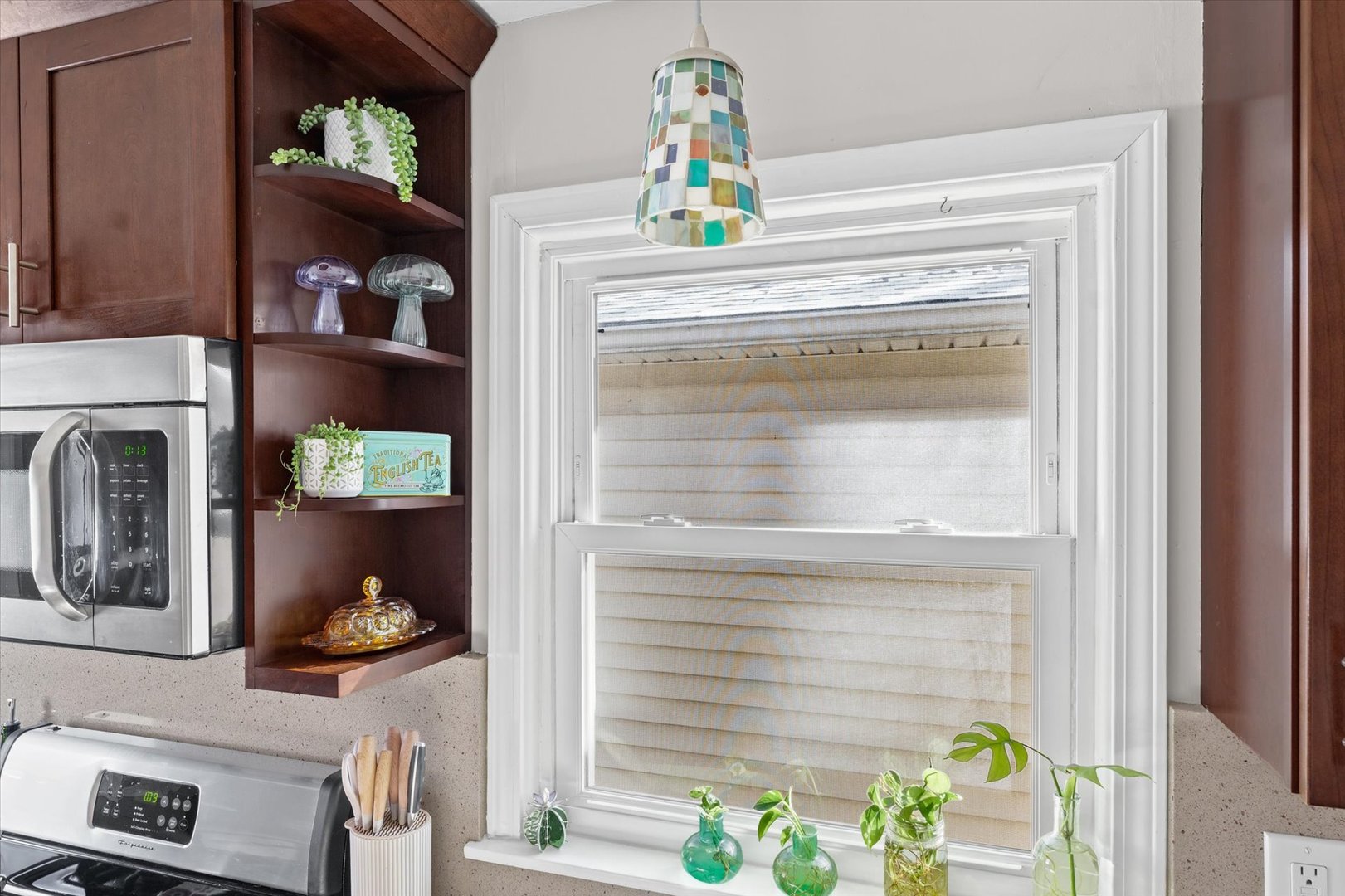 11 Normandy Place Champaign, IL 61821 - Photo 21 of 37 a closeup of a door