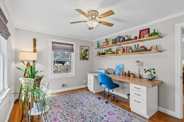 $199,900 | 11 Normandy Place, Champaign, IL 61821