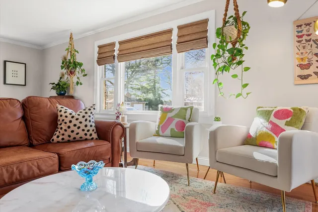 $199,900 | 11 Normandy Place, Champaign, IL 61821