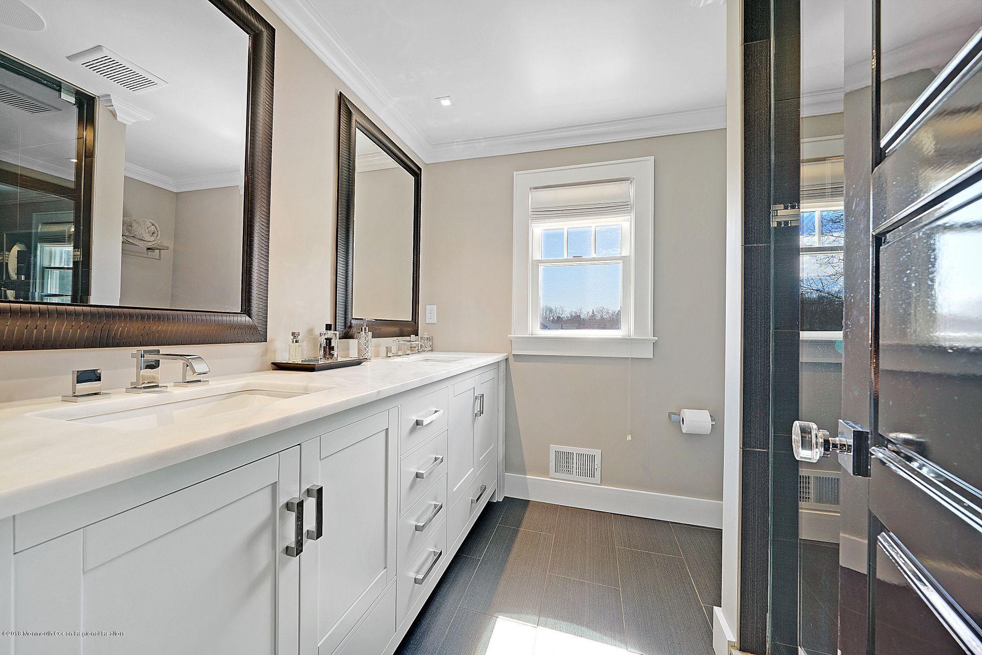 66 Riveredge Road Tinton Falls, NJ 07724 - Photo 32 of 54 32