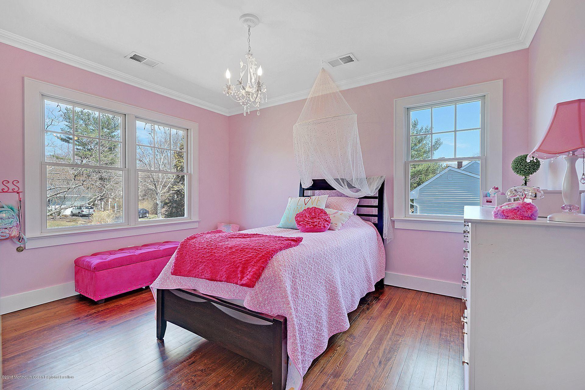 66 Riveredge Road Tinton Falls, NJ 07724 - Photo 37 of 54 37