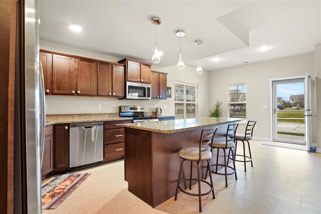 4864 Raleigh Lane Iowa City, IA 52245 - Photo 10 of 24 Gallery Image 10