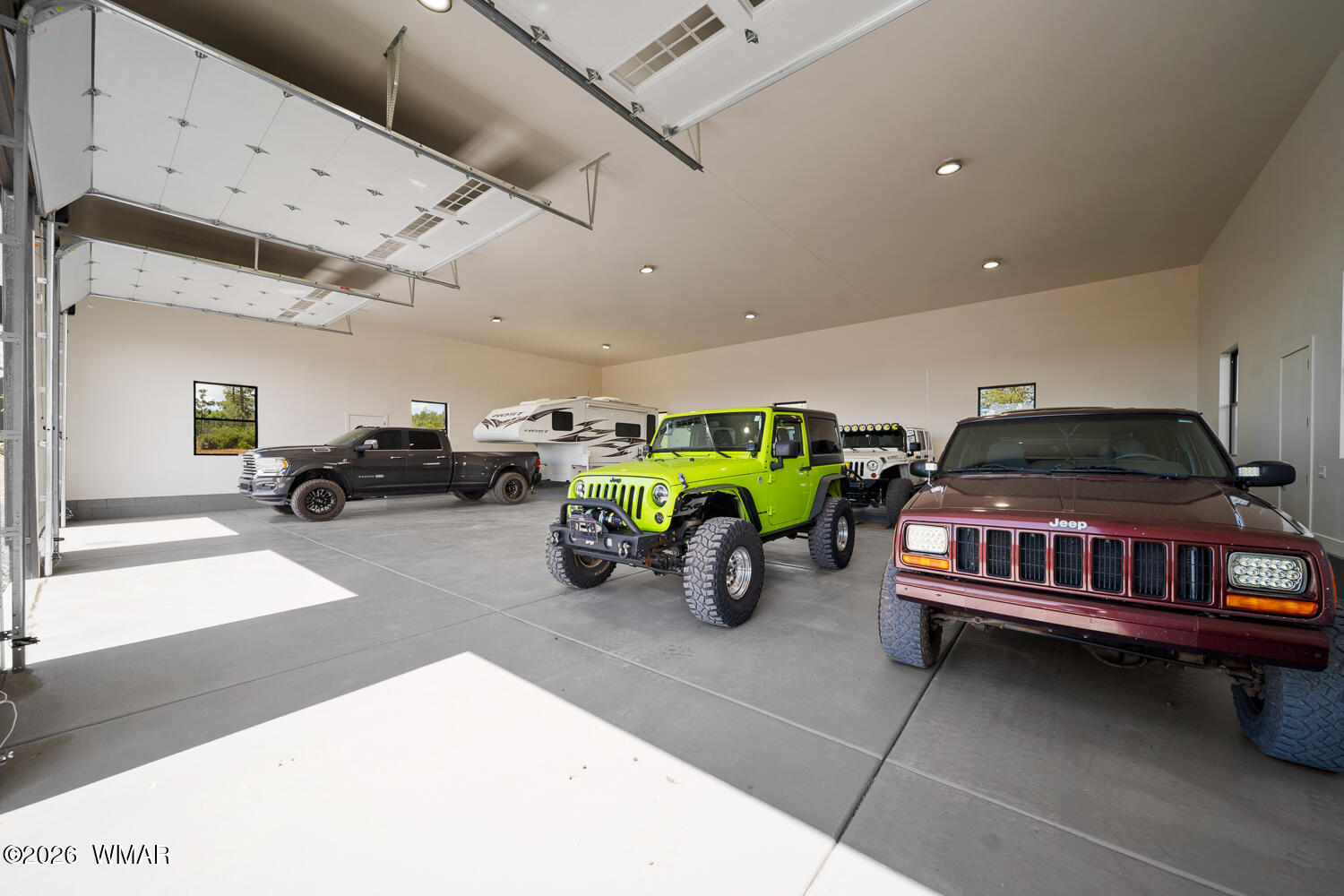 512 Fieldy Road Show Low, AZ 85901 - Photo 89 of 128 Inside Shop/RV Garage
