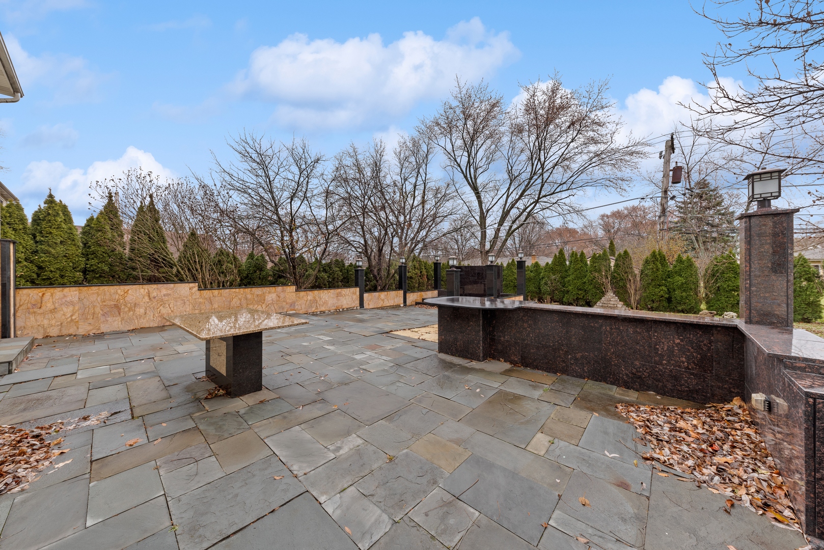 1115 South Elmhurst Road Wheeling, IL 60090 - Photo 29 of 33