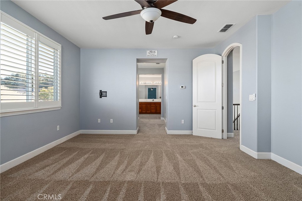 2010 Jacob Street Gridley, CA 95948 - Photo 33 of 63 an empty room with windows and closet