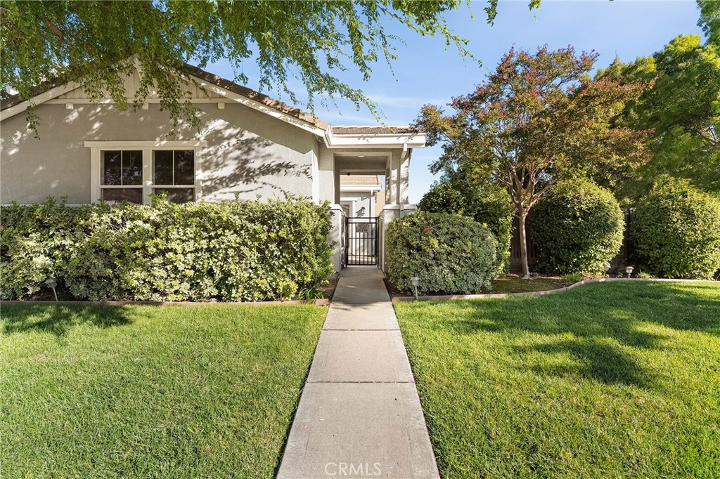 2010 Jacob Street Gridley, CA 95948 - Photo 4 of 63 front view of a house with a yard