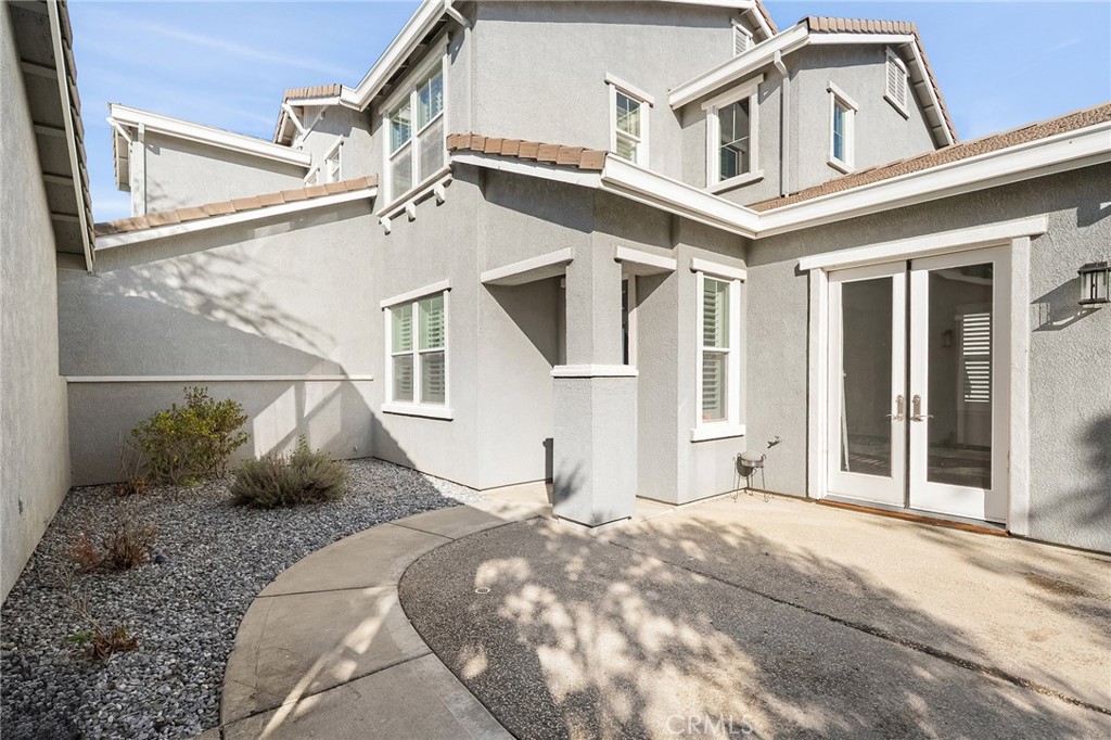 2010 Jacob Street Gridley, CA 95948 - Photo 44 of 63 a front view of a house with windows