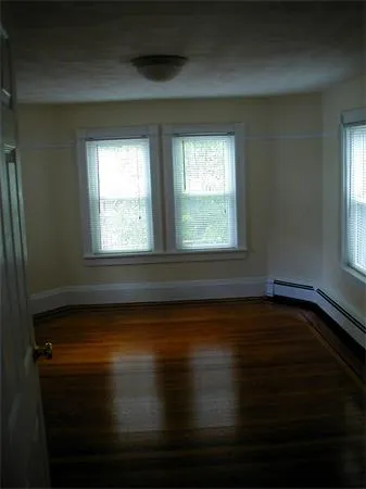 $2,500 | 49 Dean Avenue, Unit 2, Franklin, MA 02038
