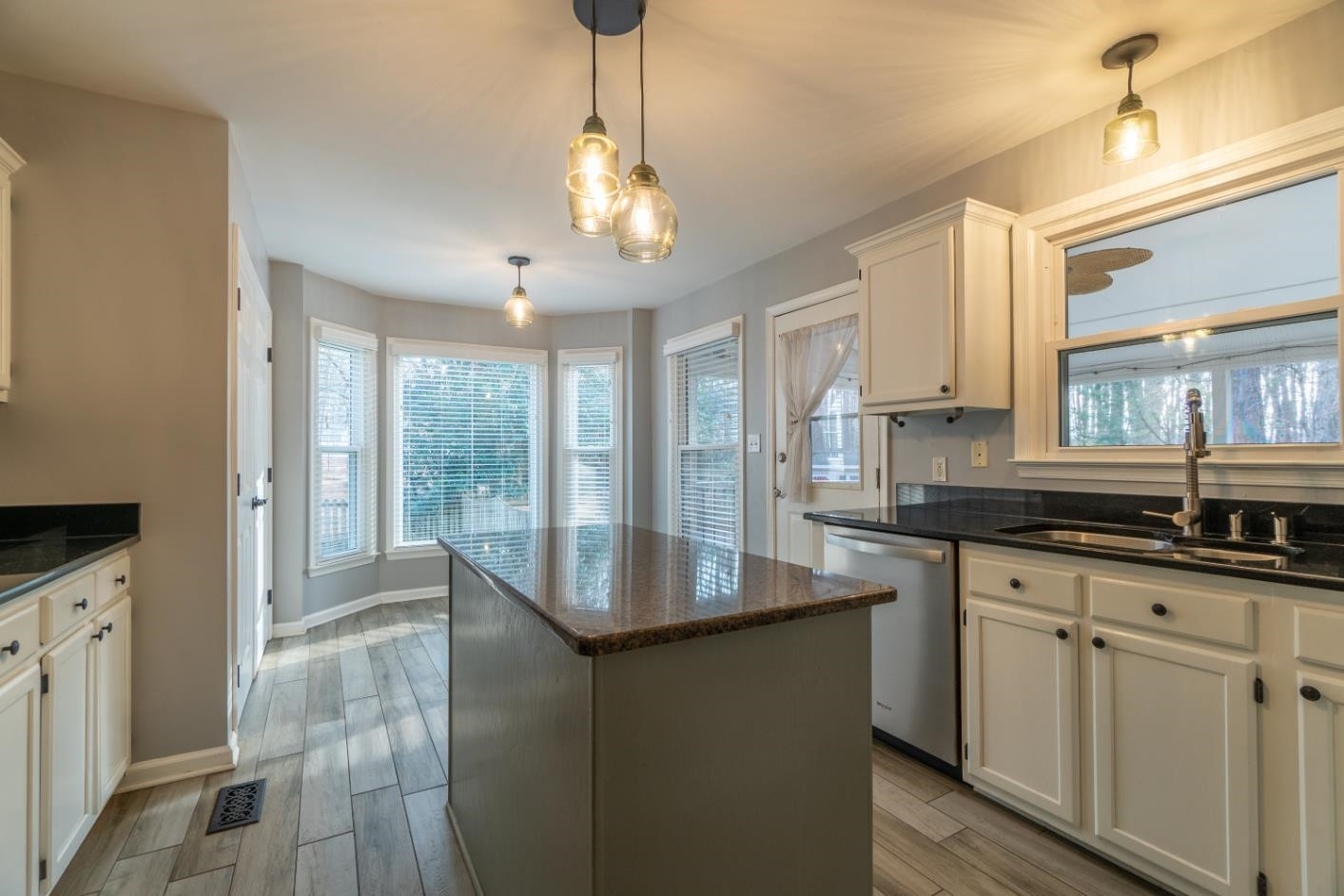 5525 Banwell Place Raleigh, NC 27613 - Photo 11 of 39 Photo 11
