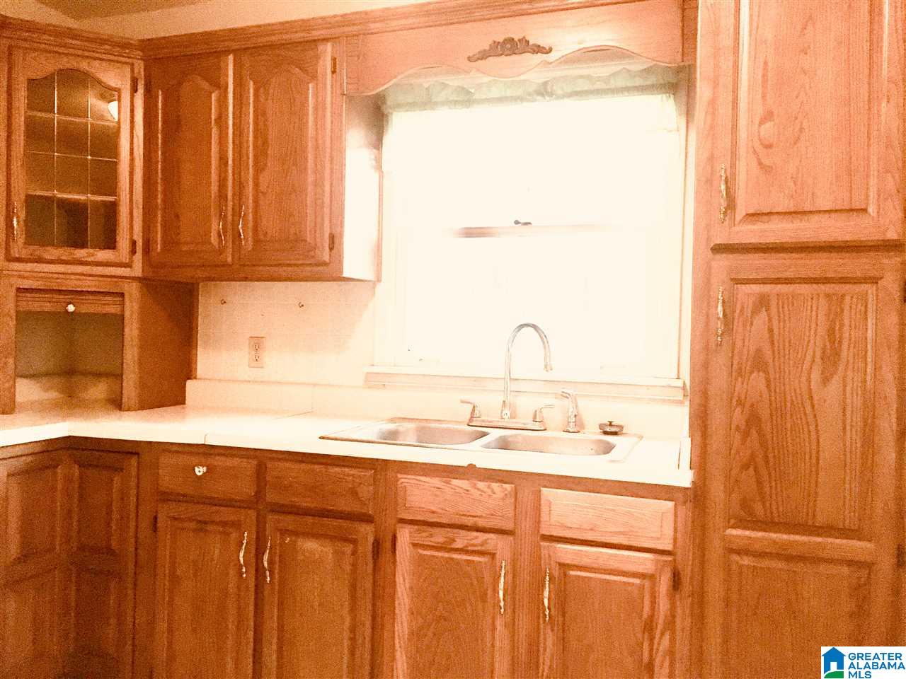 1433 Beat Line Road Warrior, AL 35180 - Photo 7 of 15
