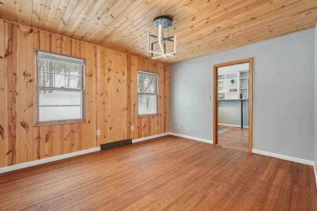 $245,000 | 1218 Central Avenue, Red Wing, MN 55066