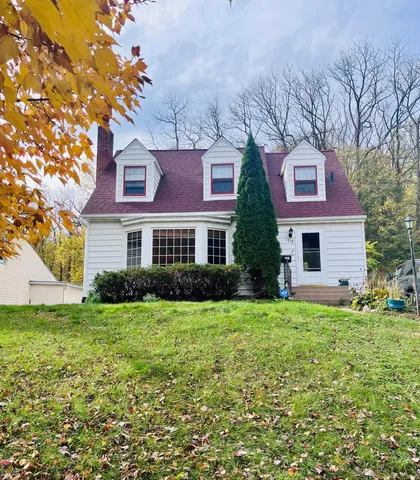 $245,000 | 1218 Central Avenue, Red Wing, MN 55066