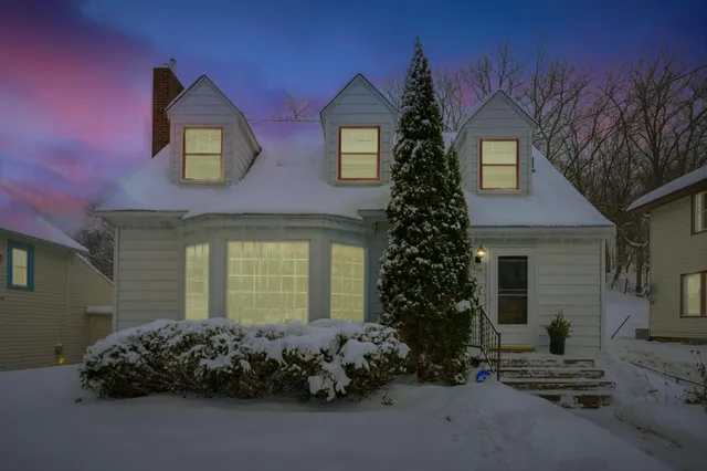 $245,000 | 1218 Central Avenue, Red Wing, MN 55066