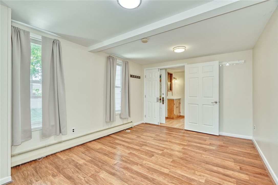 27 Martin Street Webster, NY 14580 - Photo 22 of 48 PRIMARY BEDROOM