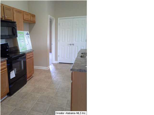 308 Maggie Way Calera, AL 35040 - Photo 5 of 15