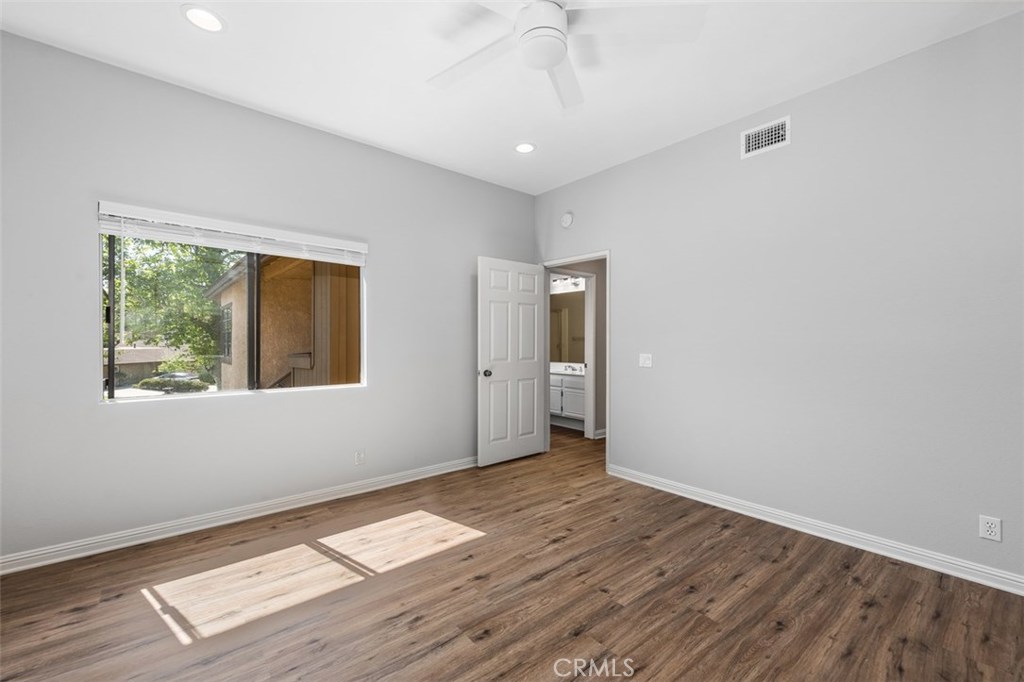 16 Rainbow Ridge, Unit 40 Irvine, CA 92603 - Photo 5 of 49 Privacy and convenience on the other side of the home