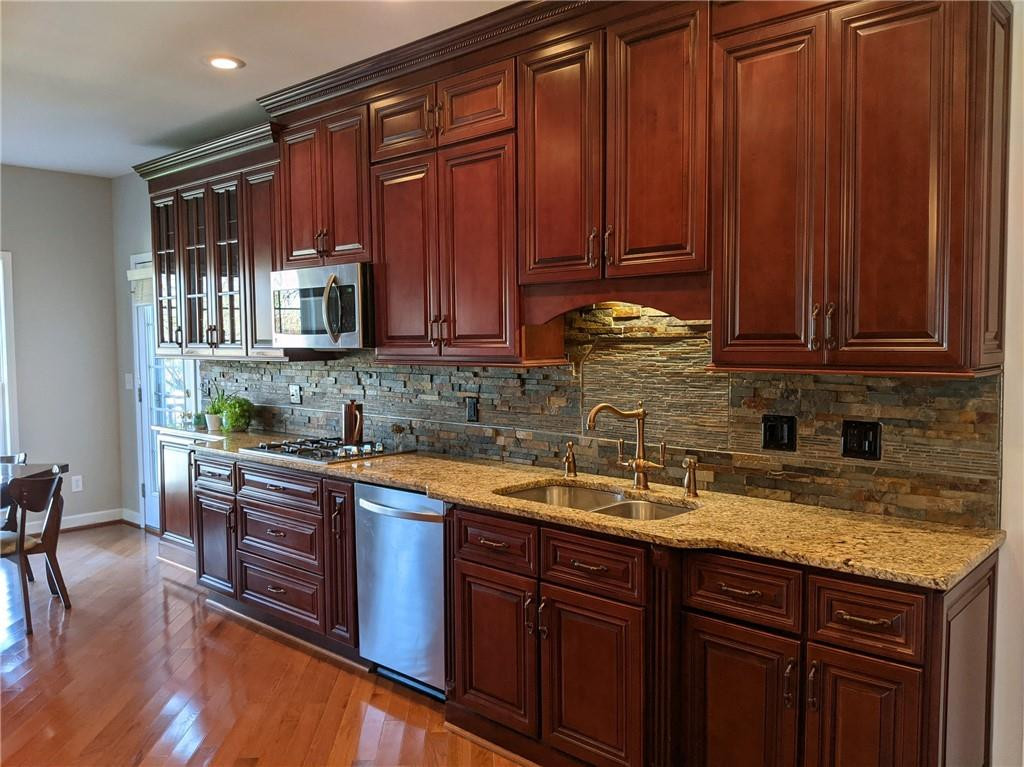 601 Old Farm Road Graham, NC 27253 - Photo 8 of 18 Gallery Image 8