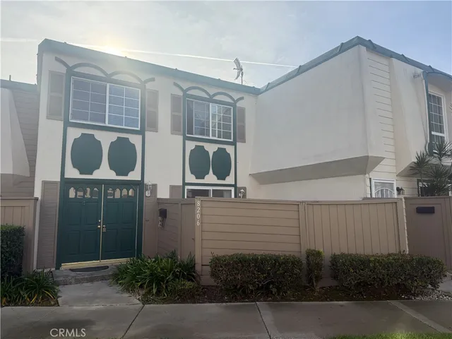 $3,300 | 8206 Gordon Green, Buena Park, CA 90621