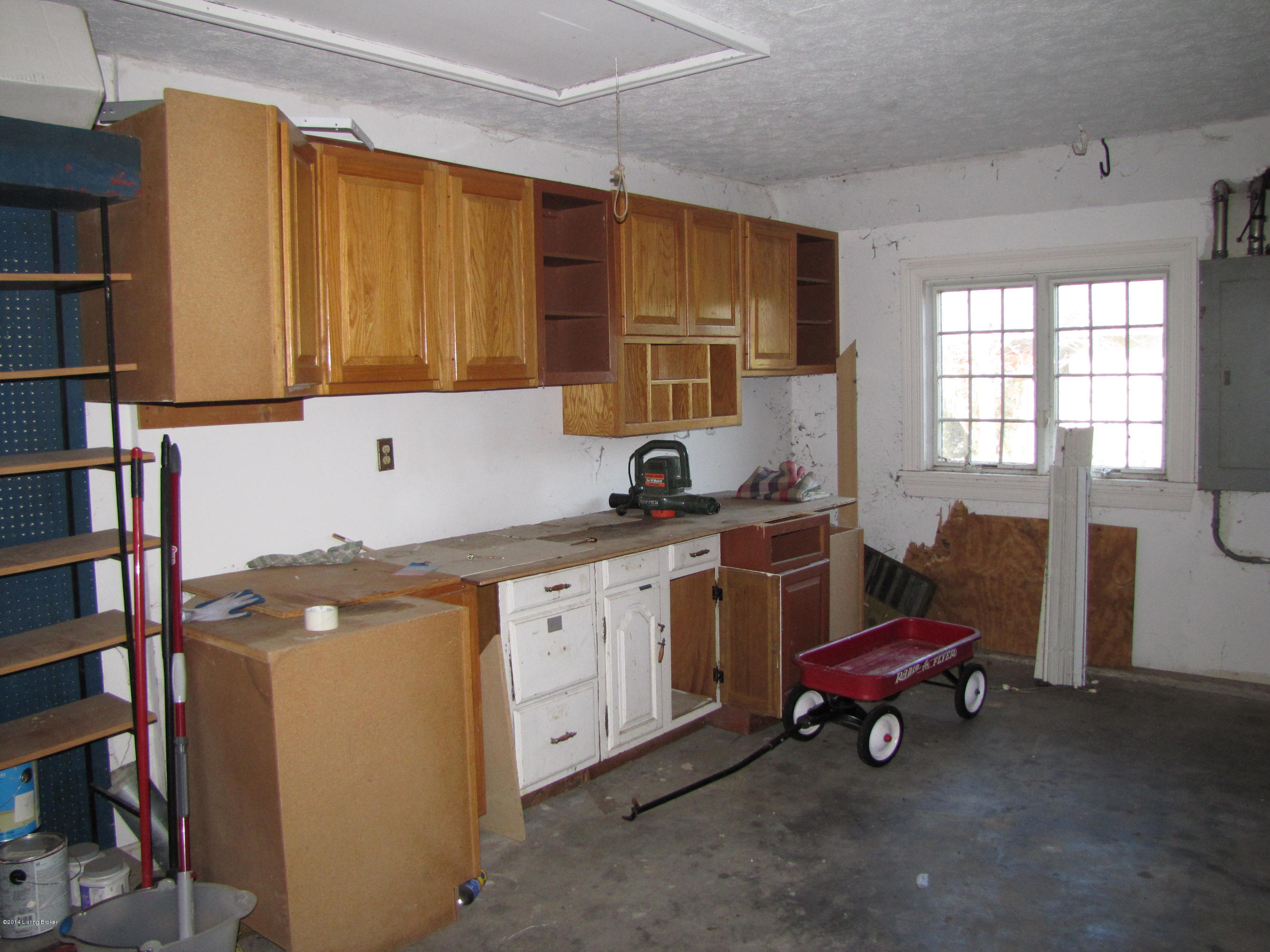 2104 Cardinal Harbour Road Prospect, KY 40059 - Photo 63 of 68 In addition to the home’s Lower Level Boat Garage, there is also a main level two car garage – complete with windows, work bench space, and attic access