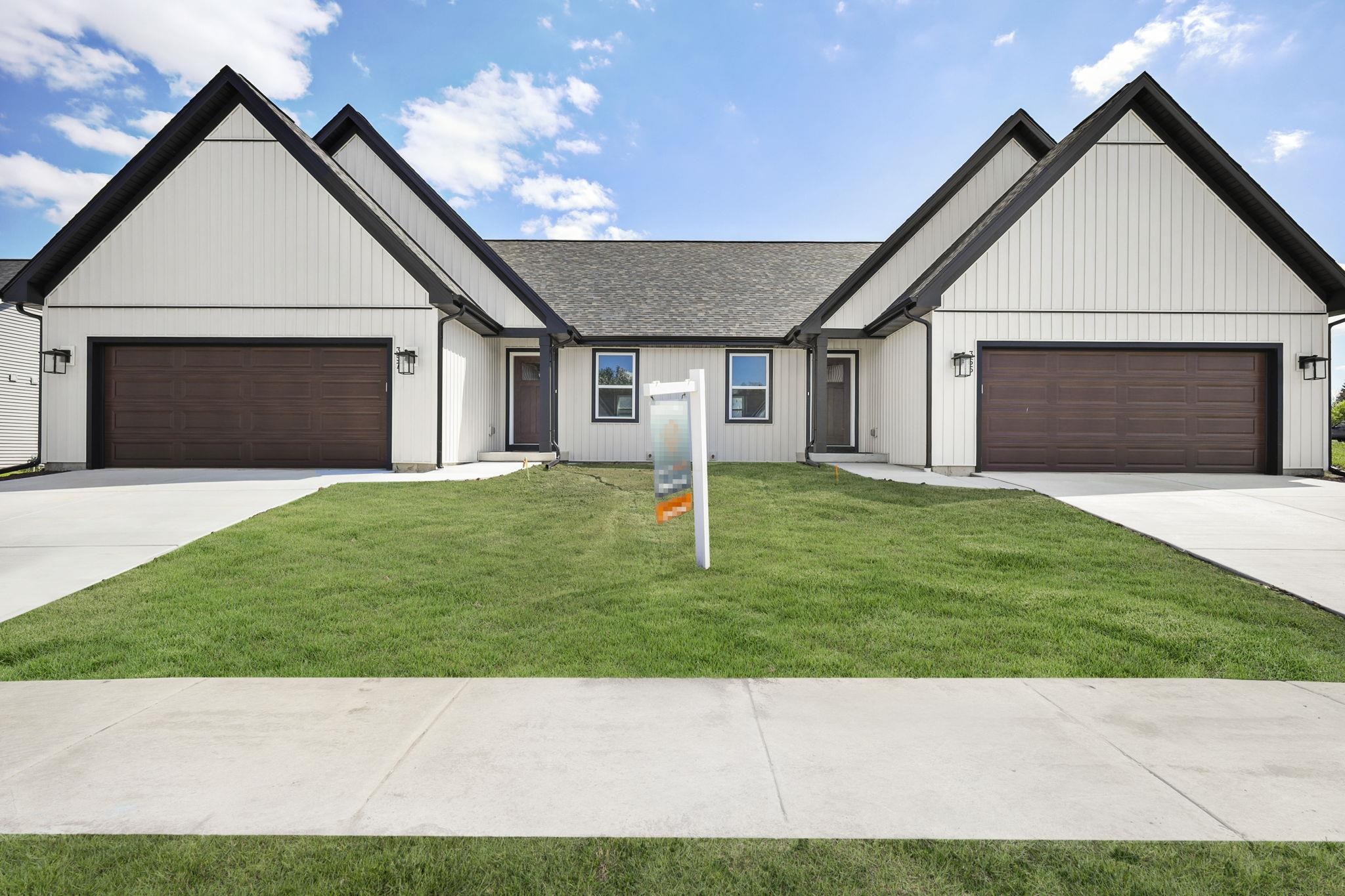 357 Lilac, Unit 69 Stoughton, WI 53589 - Photo 4 of 36