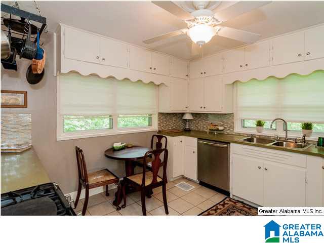 1400 Shades Crest Road Birmingham, AL 35226 - Photo 10 of 30