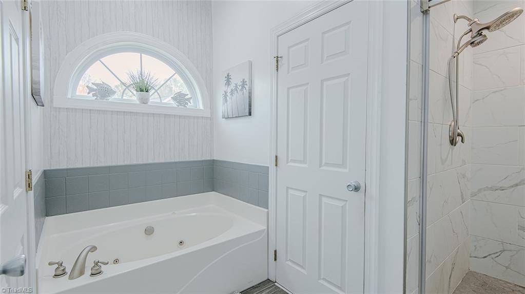1012 Maple Ridge Court Burlington, NC 27217 - Photo 39 of 46 Gallery Image 39