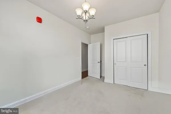 $615,000 | 44589 York Crest Terrace, Unit 300, Ashburn, VA 20147