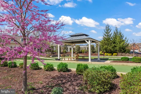 $615,000 | 44589 York Crest Terrace, Unit 300, Ashburn, VA 20147