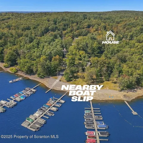 $895,000 | 329 Lakeshore Drive, Lakeville, PA 18438