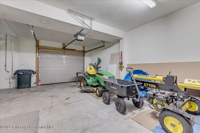 $895,000 | 329 Lakeshore Drive, Lakeville, PA 18438