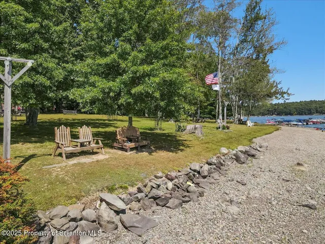 $895,000 | 329 Lakeshore Drive, Lakeville, PA 18438